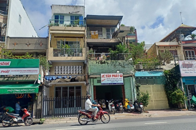 Bán nhà mặt tiền Trần Phú, Phường 4, Quận 5