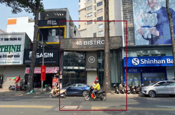 CHO THUÊ NHÀ MẶT TIỀN AN DƯƠNG VƯƠNG - QUẬN 5. DT: 11 x 17m2.  VỊ TRÍ SÁT QUẬN 1- KHU VỰC SẦM UẤT 