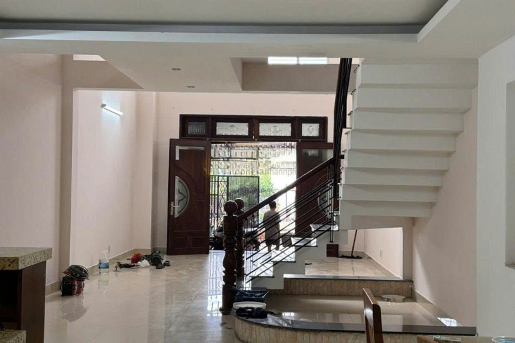 BÁN NHÀ ĐẸP THẢO ĐIỀN, Q2 – TRỆT LỬNG 2 LẦU