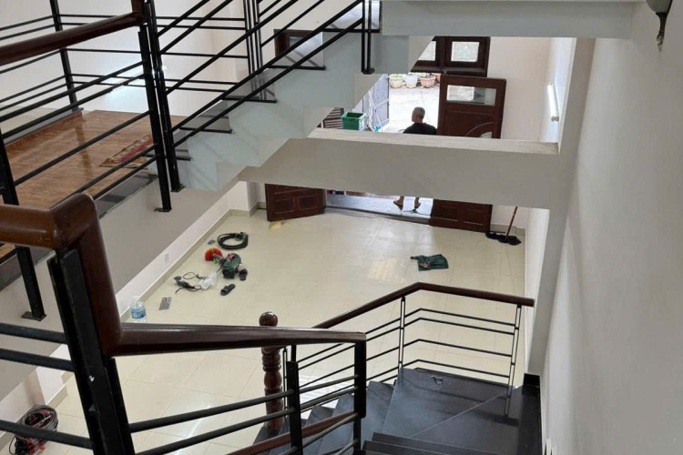 BÁN NHÀ ĐẸP THẢO ĐIỀN, Q2 – TRỆT LỬNG 2 LẦU