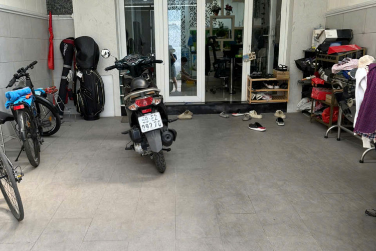 BÁN NHÀ ĐẸP TRẦN HỮU TRANG – QUẬN PHÚ NHUẬN