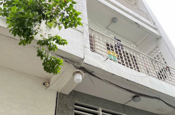 Bán Nhà Đẹp Hai Bà Trưng – 2 Mặt Hẻm Xe Hơi, Vị Trí Vàng Phú Nhuận